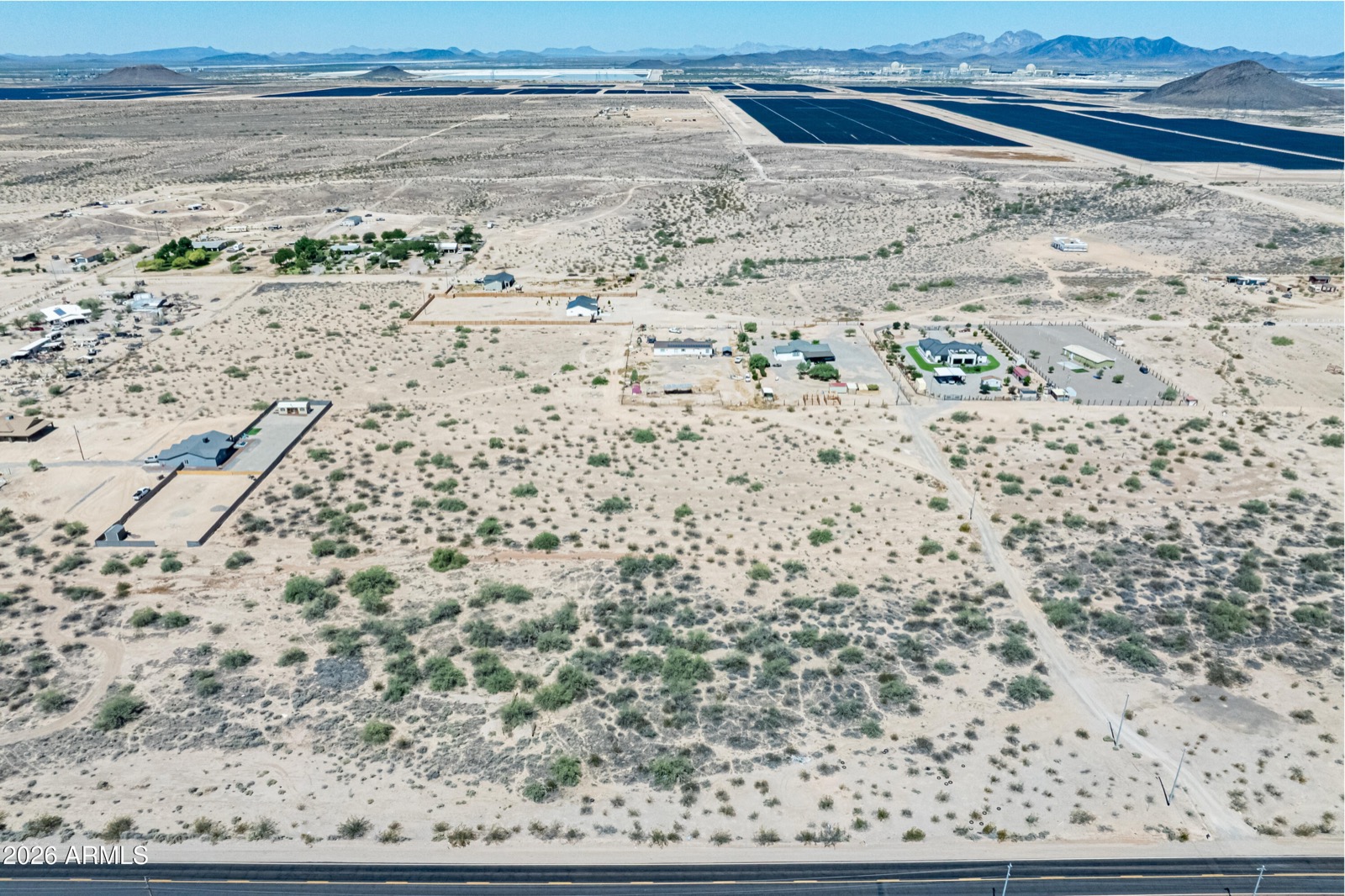 The open desert lot on S 351st Avenue in Tonopah, with mountains on the horizon